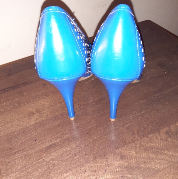 Christian Siriano Heels - Picture 3 of 5